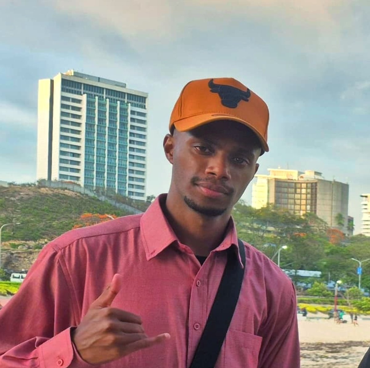 Waninara Niba - UI/UX Developer at Waghi Tech
